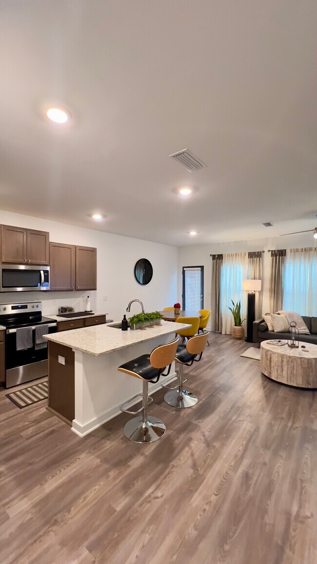 Foto del edificio - 395 N Gay Ave