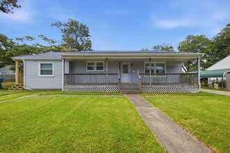 Building Photo - 5545 Aragon Dr