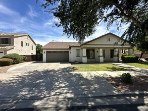Building Photo - 18839 E Canary Way