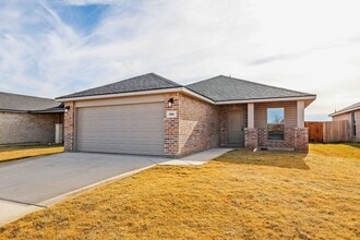 Building Photo - 9901 Yellowhouse Ave