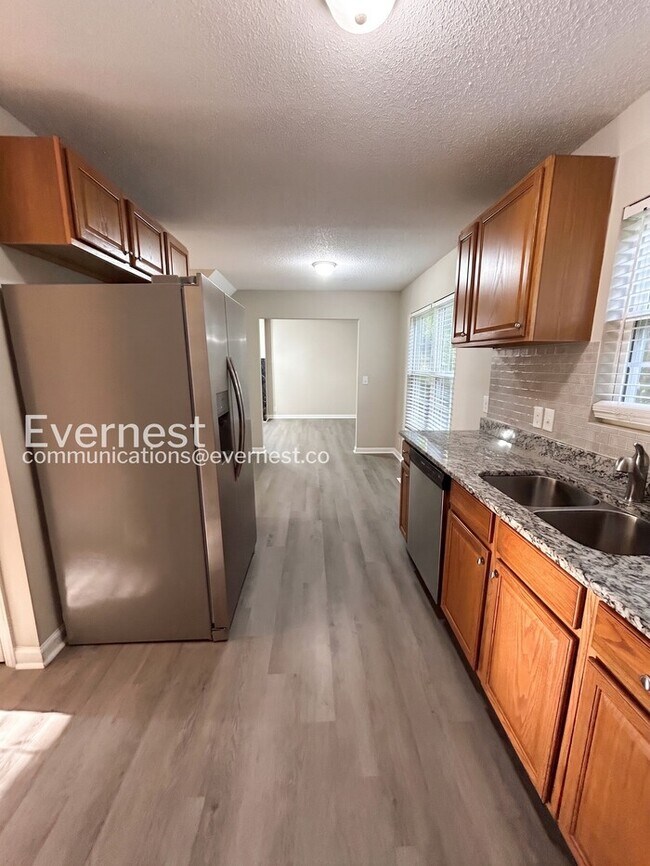 Foto del edificio - 3612 Mizell Rd