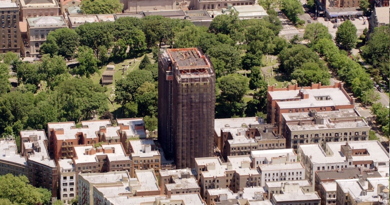 Sunrose Tower Apartments in New York, NY