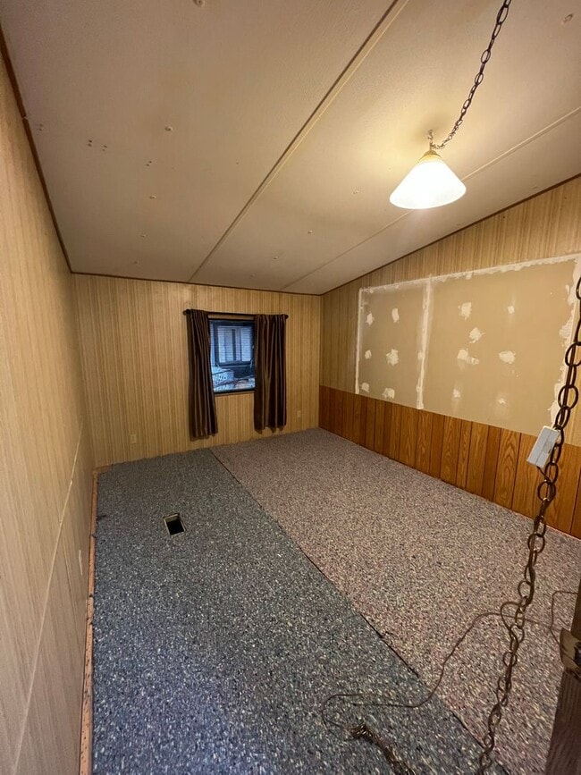 Building Photo - 17993 Rd A NW