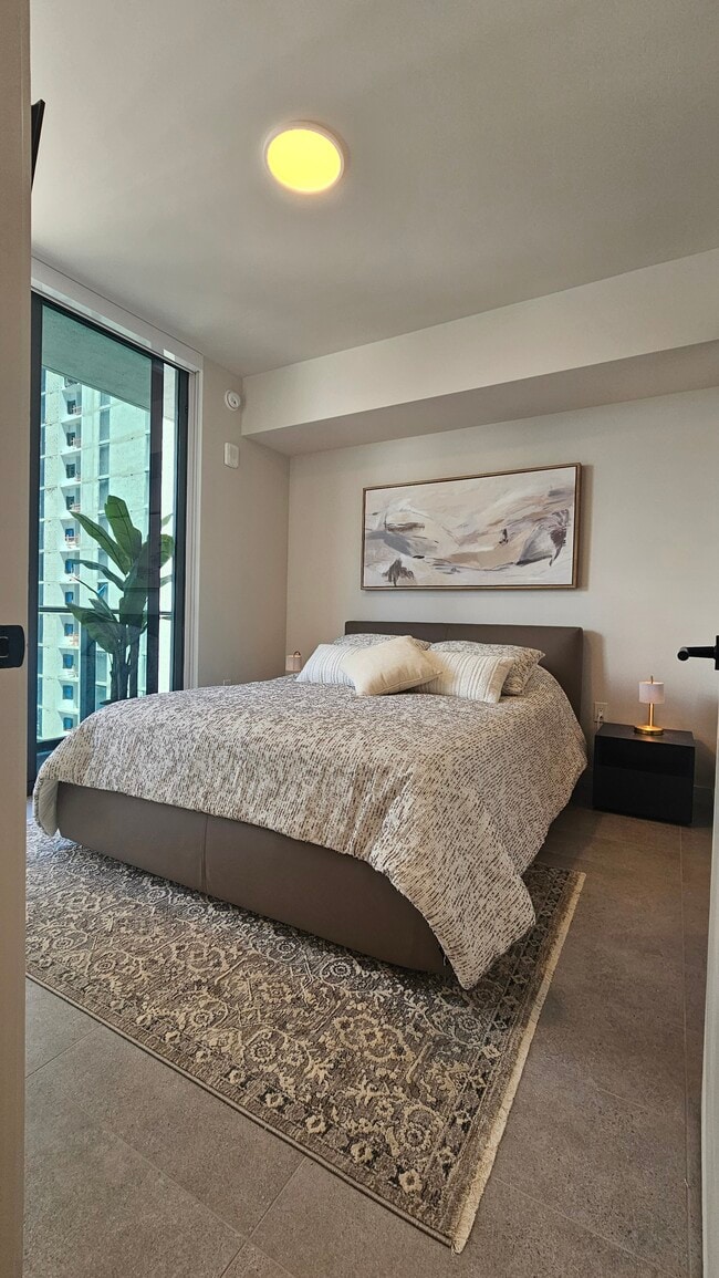 Foto del edificio - 121 NE 5th St