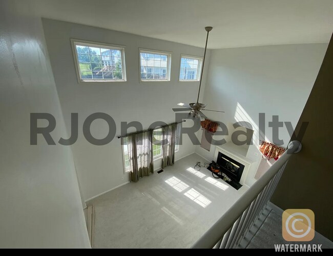Building Photo - 24 Iberian Ct