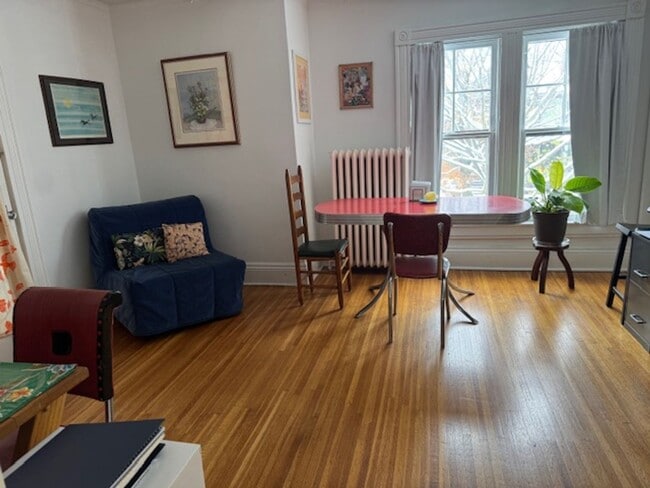 Foto del edificio - 775 University Ave