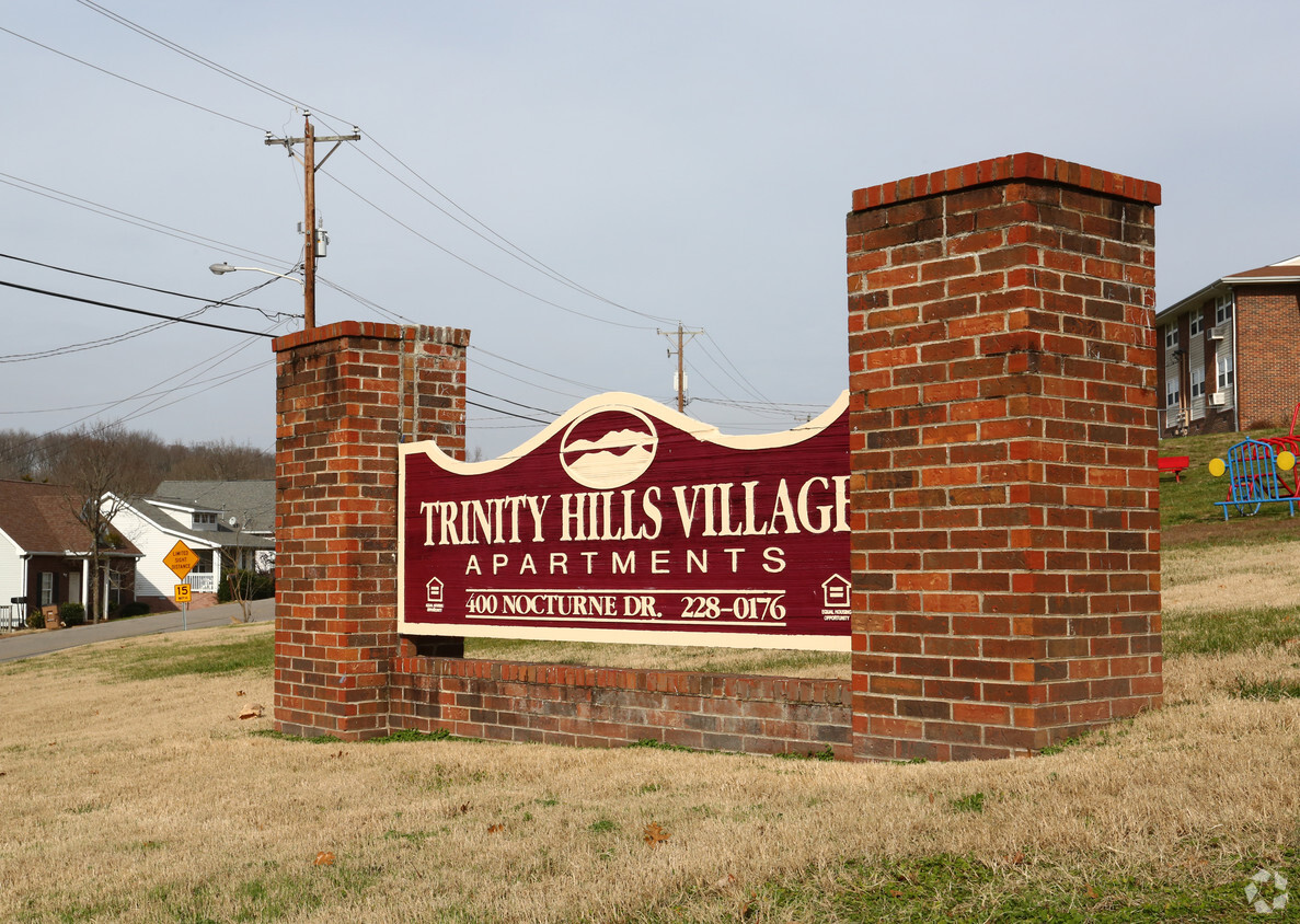 Building Photo - Trinity Hills Village