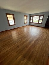 Building Photo - 1030 N MacArthur Blvd