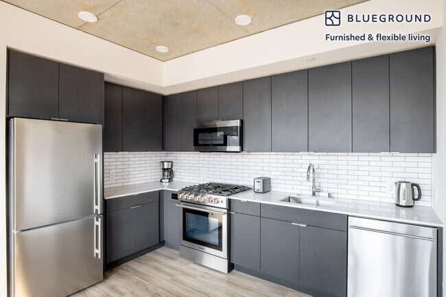 Foto del edificio - 210 8th Ave N