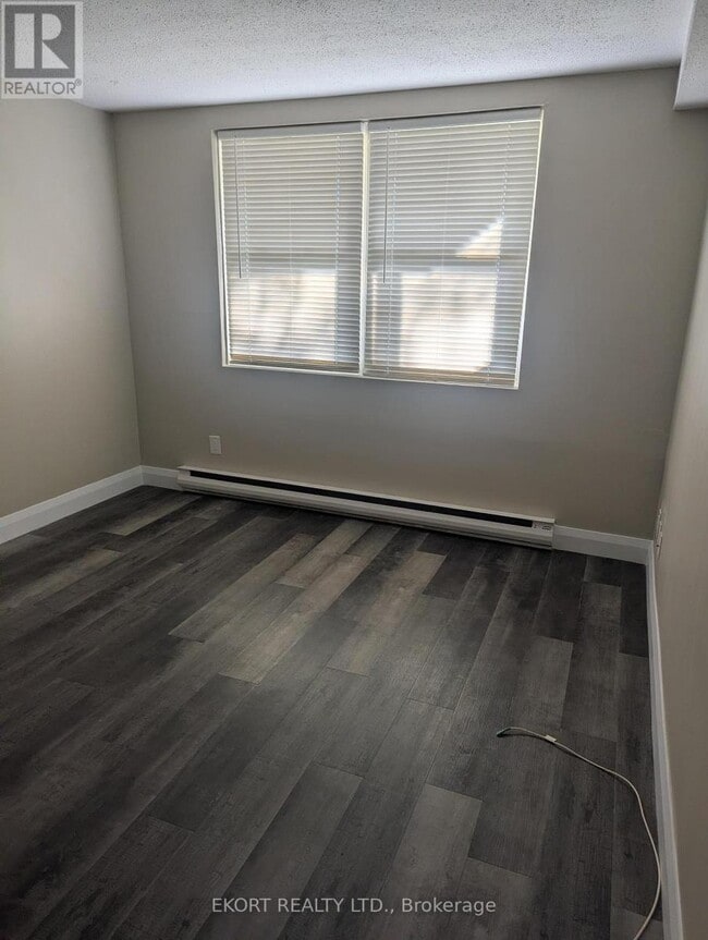 Photo du bâtiment - 45 Cannifton Rd