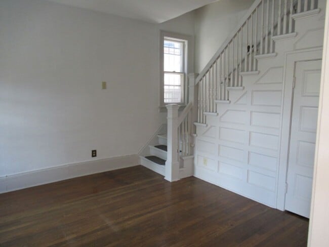 Building Photo - Eastside Home-Immediate Availability three-bedroom with office and two car off street parking