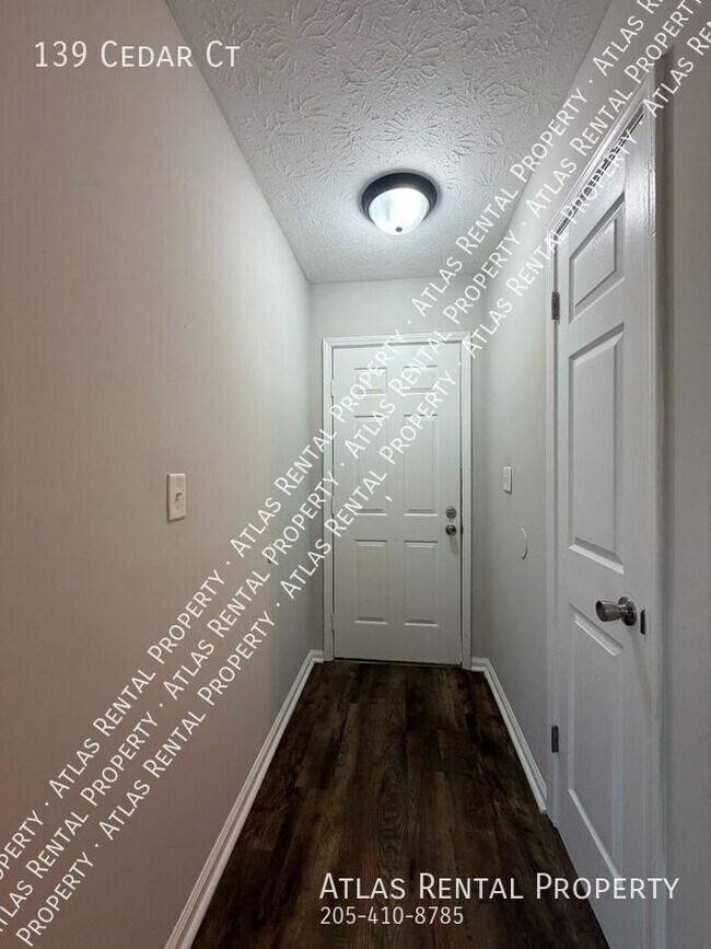 Foto del edificio - 139 Cedar Ct