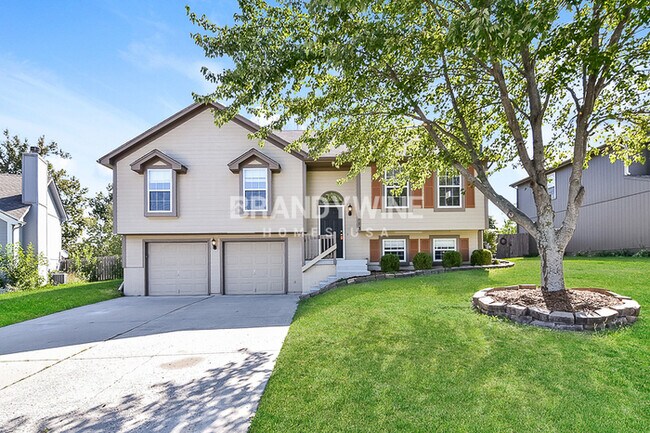 Foto del edificio - NEW Lower Rental Rate Leasing Special: Mar...