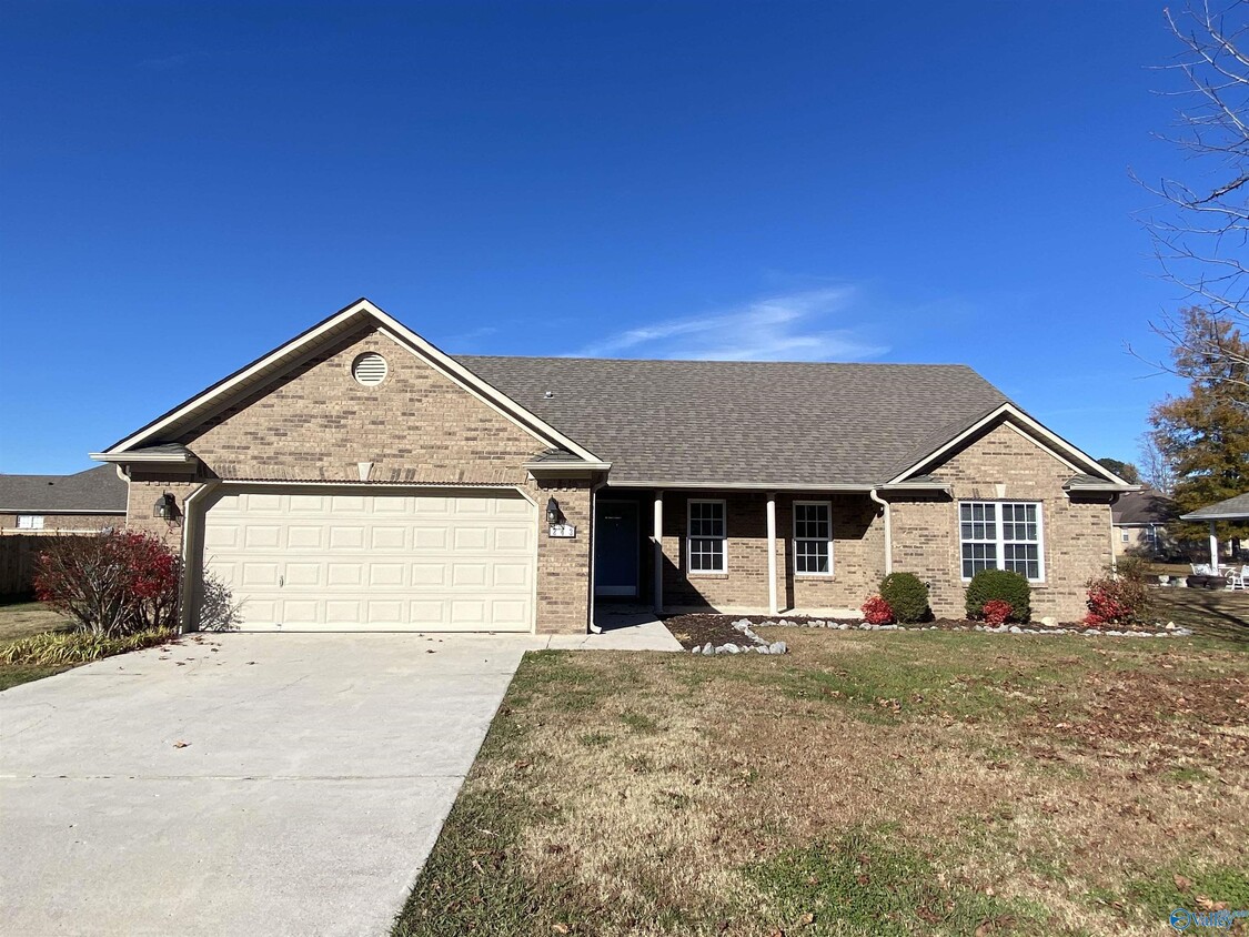 Foto principal - 243 Chestnut Oak Cir