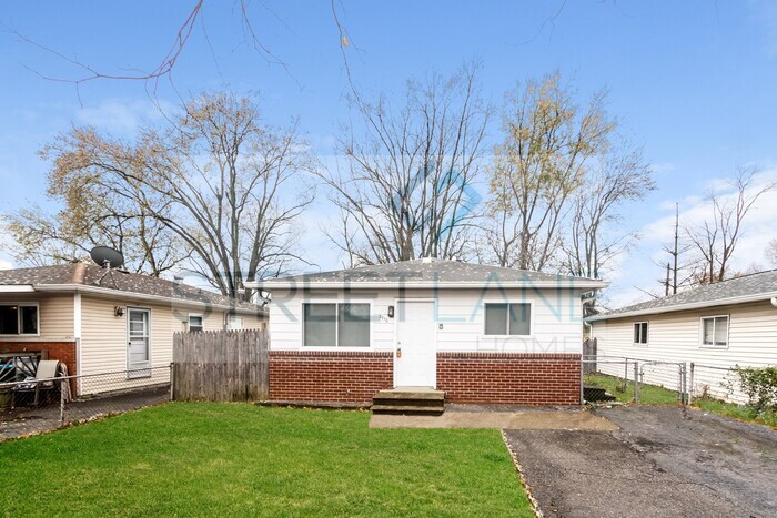 Primary Photo - 3916 Aurora St