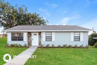 Building Photo - 339 13th Ln SW