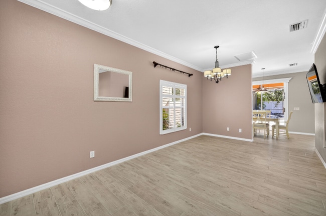 Foto del edificio - 8250 Silver Birch Way