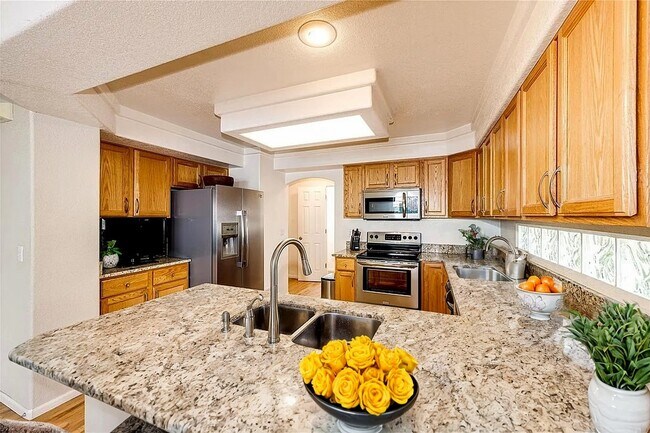 Kitchen - 1237 Laurenwood Way