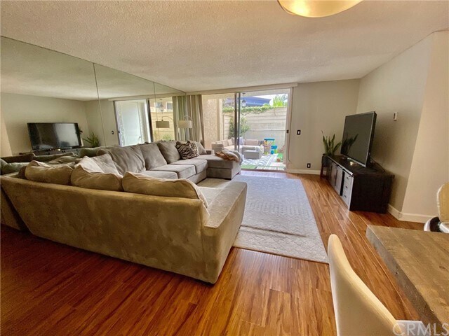 Foto del edificio - 7811 Eads Ave