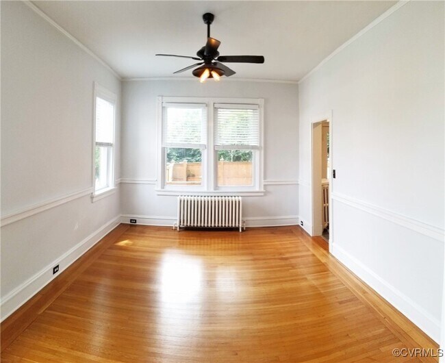 Foto del edificio - 527 N Sheppard St