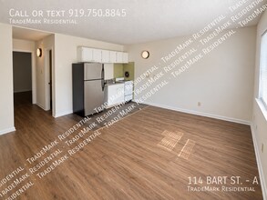 Building Photo - 114 Bart St