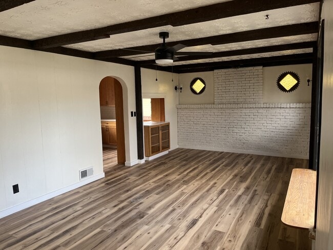 Building Photo - 4909 W Alamosa St