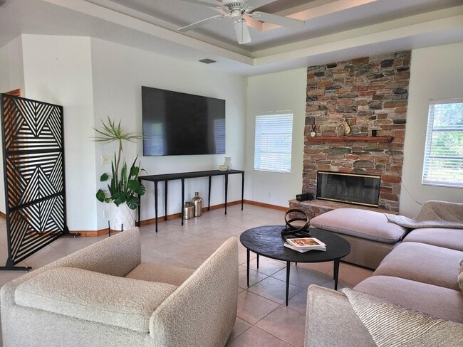 Building Photo - 13438 49th St N