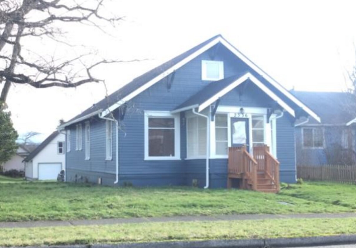 Primary Photo - 4 Bedroom Home for Rent with Patio