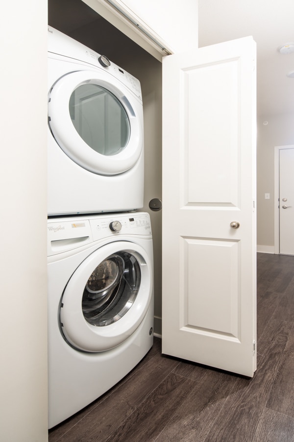 Building Photo - Broadmoor27