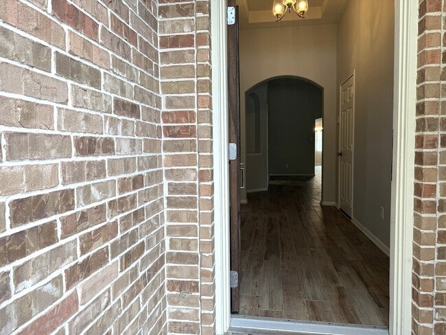 Foto del edificio - 14322 Heath Falls Ln