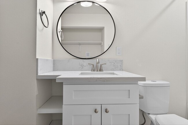 Interior Photo - Woodstock Manor