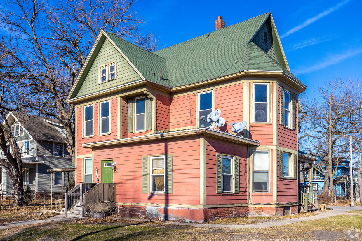 Primary Photo - Cottage Grove Apartments