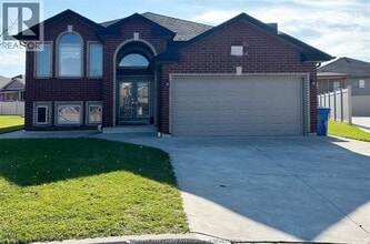 Building Photo - 4000 Zanzibar Ct