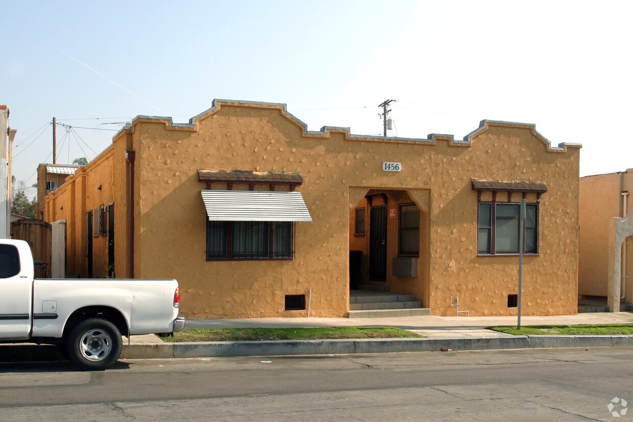 Building Photo - 1456 Coronado Ave