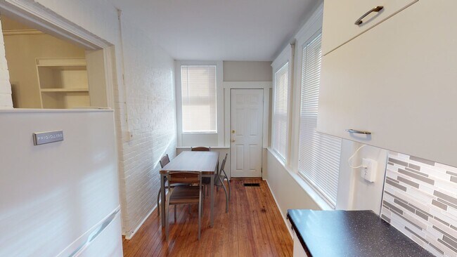 Foto del edificio - Stylish 2BD 1BA Across from Wooster Sq Park!