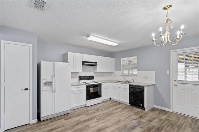 Building Photo - 2423 Poinciana Pl