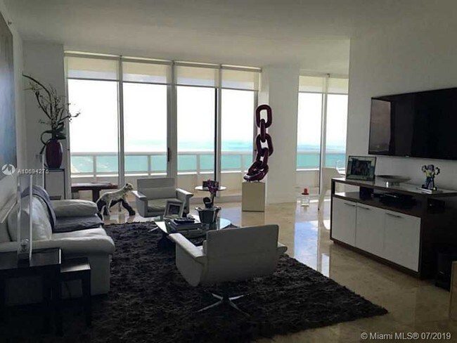 Building Photo - 4779 Collins Ave