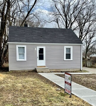 Building Photo - 2221 Winton St