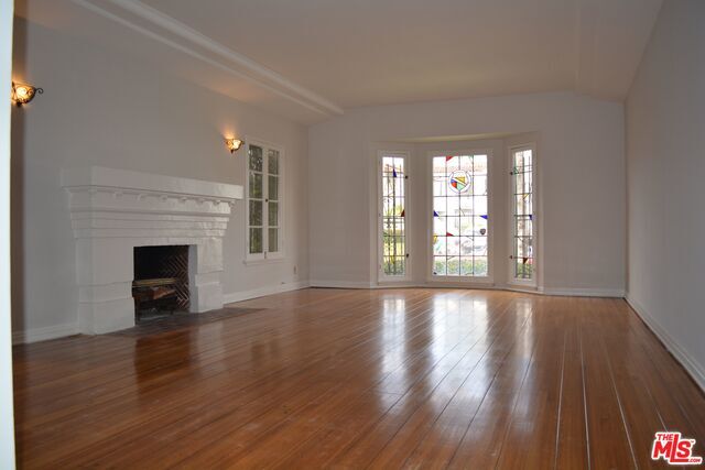 Foto del edificio - 1432 S Beverly Dr