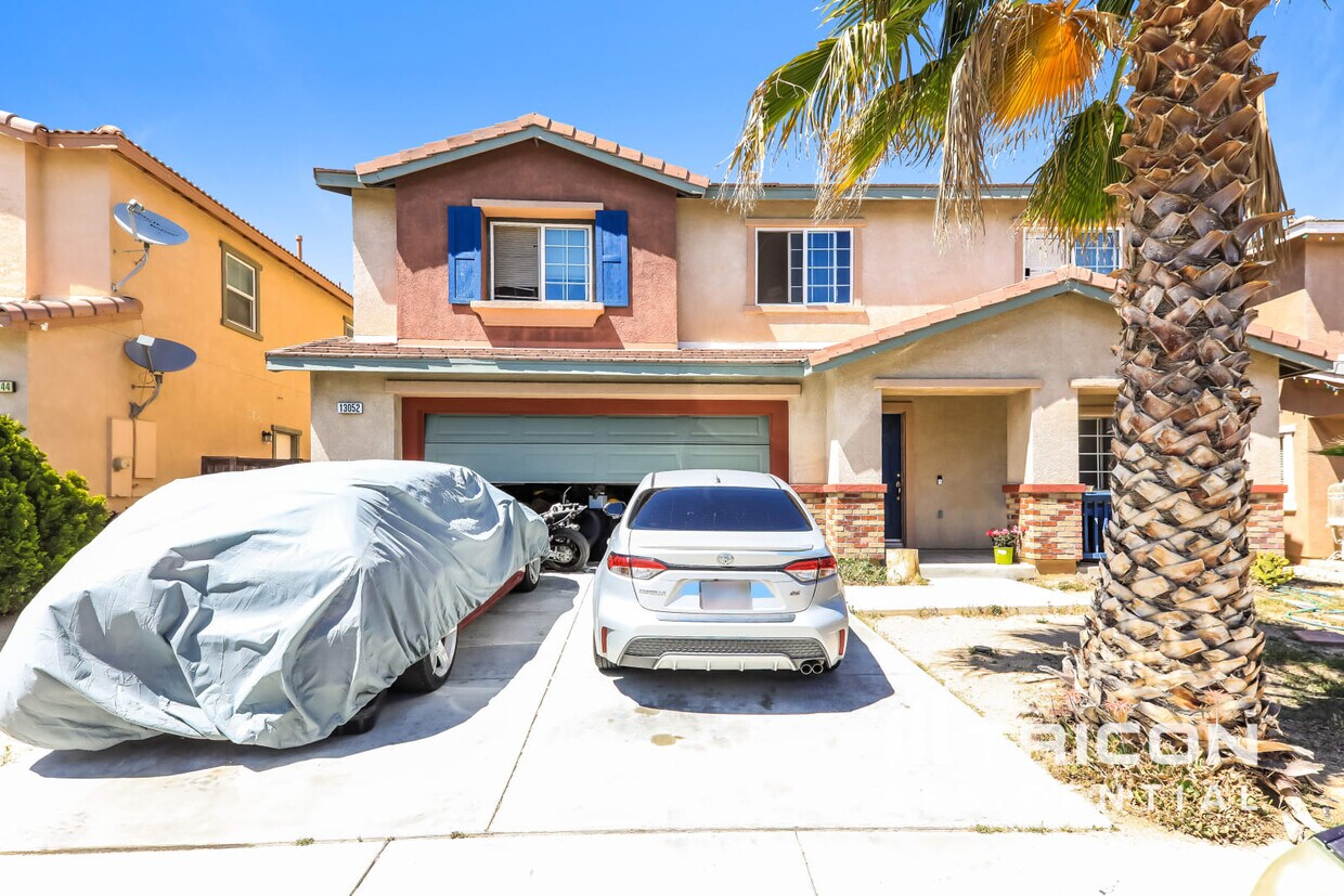 Foto principal - 13052 Cerritos Ct