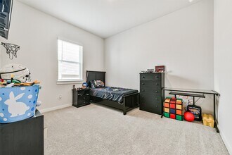 Building Photo - 10731 Kingston Spg Dr