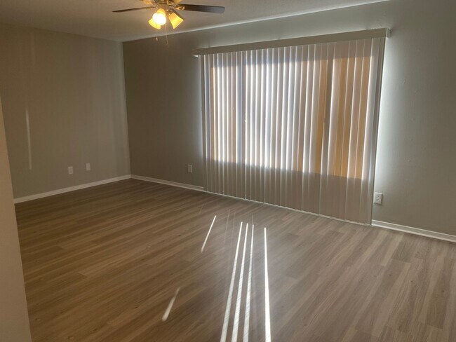 Foto del interior - Embassy Court Apartments - Columbus, MS