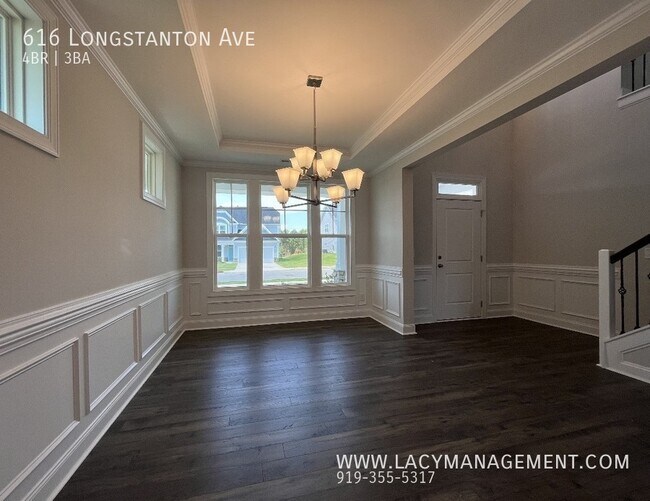 Building Photo - 616 Longstanton Ave