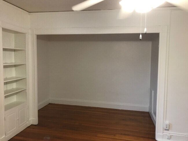 Foto del edificio - 79 Westland Ave