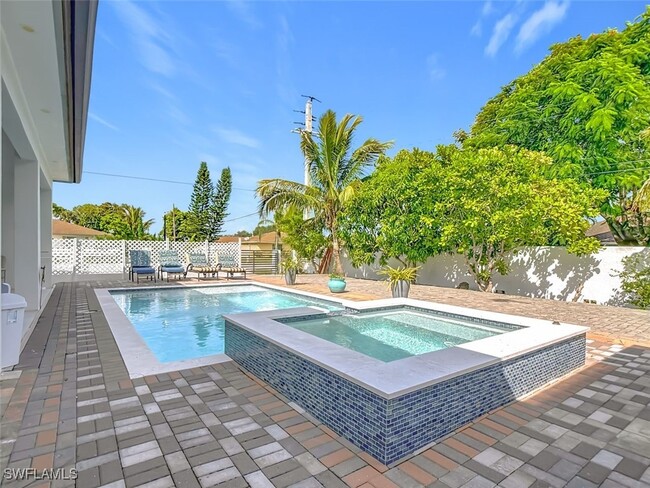 Foto del edificio - 1806 41st St SW