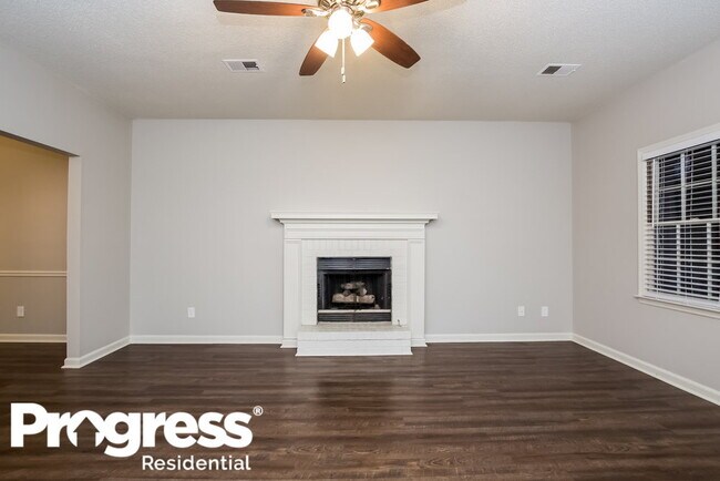 Building Photo - 3198 Petree Ct