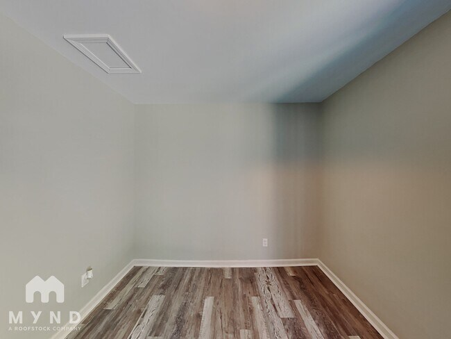 Building Photo - 8876 Glass Dr