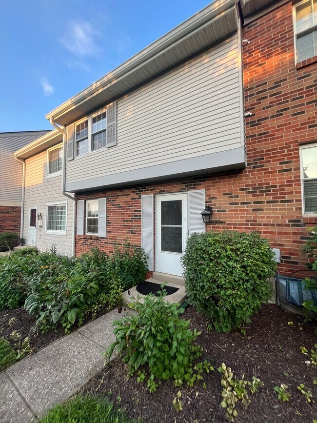 Building Photo - Three Bedroom in West Chester!