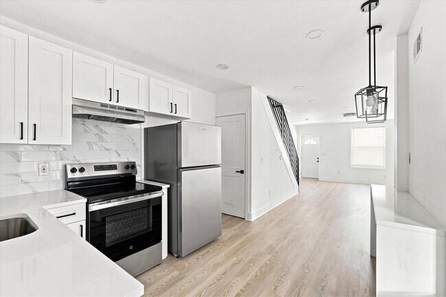 Foto del edificio - 5044 Parrish St