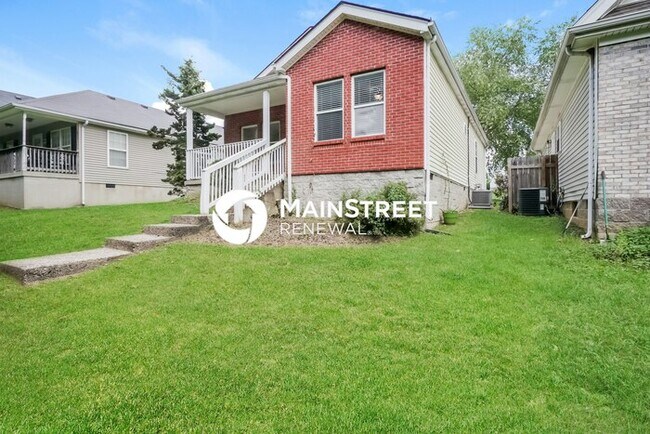 Building Photo - 3 Bedroom Pet-Friendly Home in LOUISVILLE, KY with Main Street Renewal
